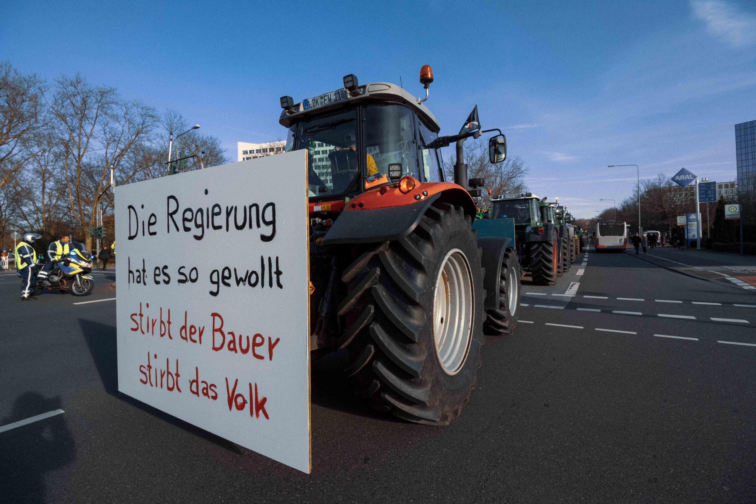 Bauernproteste in Wiesbaden: Rechtsextreme Vereinnahmungsversuche blieben weitestgehend erfolglos.